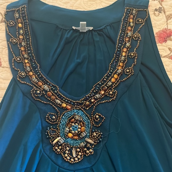 Studio Y Multicolored Embellished V-Neck Tank Top - Picture 5 of 6